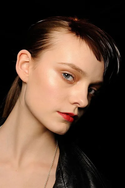 Look 3
